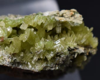 Cristal de piromorfita verde manzana brillante - Mina Daoping, China - Raro - 29,1 gramos