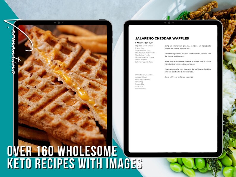 K&ouml;nnte beinhalten: Eine digitale Rezeptkarte f&uuml;r Jalape&ntilde;o-Cheddar-Waffeln. Das Rezept enth&auml;lt Zutaten wie Cheddar-K&auml;se, Kokosmehl und Jalape&ntilde;os. Das Bild zeigt auch eine Nahaufnahme eines goldbraunen Waffelsandwiches.