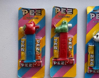 Vintage MMM Parrot PEZ Dispenser: Merry Music Maker, Foreign Issue
