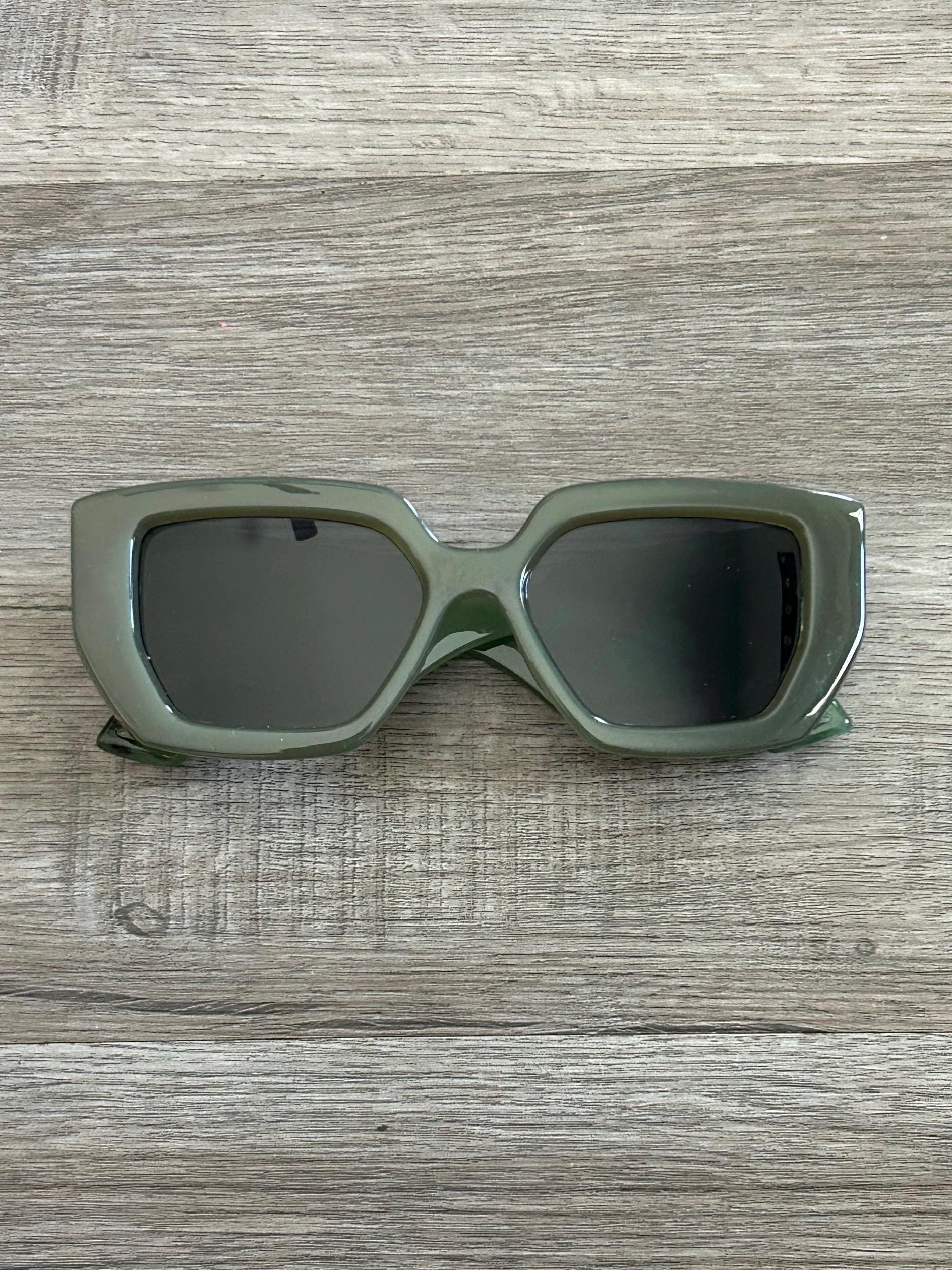 小物 90s archive prada oval clear eyewear y2k 90s archive prada oval clear eyewear y2k