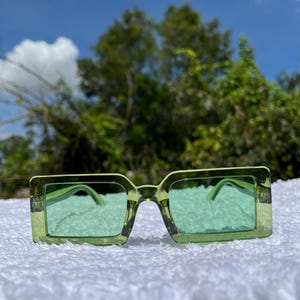 Rectangle Women 90s Retro Trendy Y2K Aesthetic Vintage  display picture 1