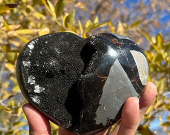 2 Pound Septarian Heart | Septarian Carving | UV Reactive Septarian Heart | Septarian Crystal | No. 2