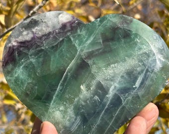 Fluorite Heart | Green Fluorite | Blue Fluorite | Purple Fluorite | Fluorite Carving | Fluorite with White Scolecite Inclusions | No.1