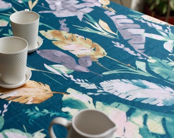 Large Cotton Printed Tablecloth for Boho Table Setting, Rectangular Tablecloth, Printed Cotton Tablecloth in Botanical Theme