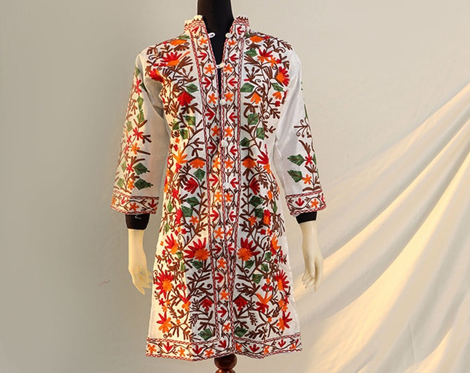Laura - Elegant Long White Women's Coat