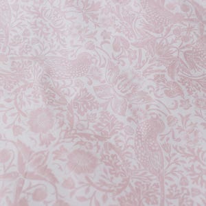 William Morris satinpåslakanset, puderrosa och krämfärgad, vändbar blush-baksida, anpassad storlek, dold dragkedja, inkluderar 2 örngott