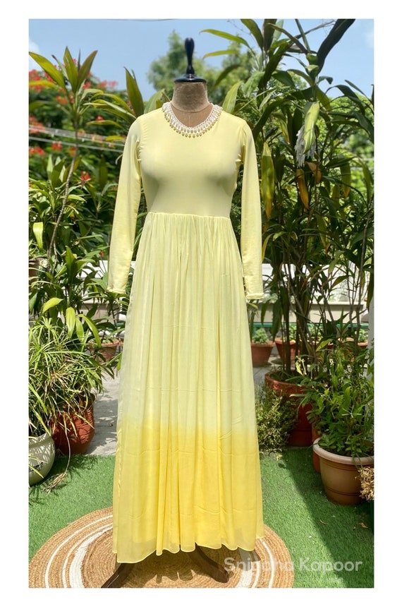 Abito da sposa in chiffon svolazzante giallo limone ombré/abito da