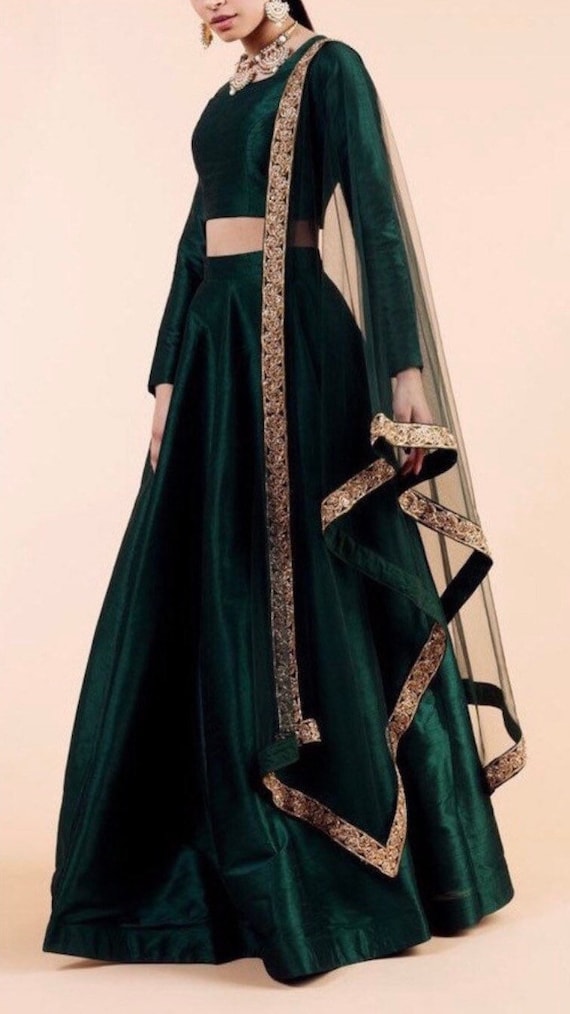 Structured Emerald green cocktail gown – Ricco India