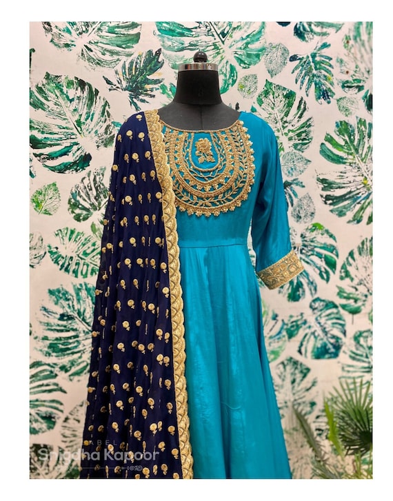 Plain anarkali with designer dupatta hotsell