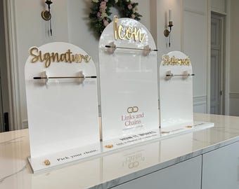 Présentoir à bijoux permanent en acrylique arqué pour cabines pop-up