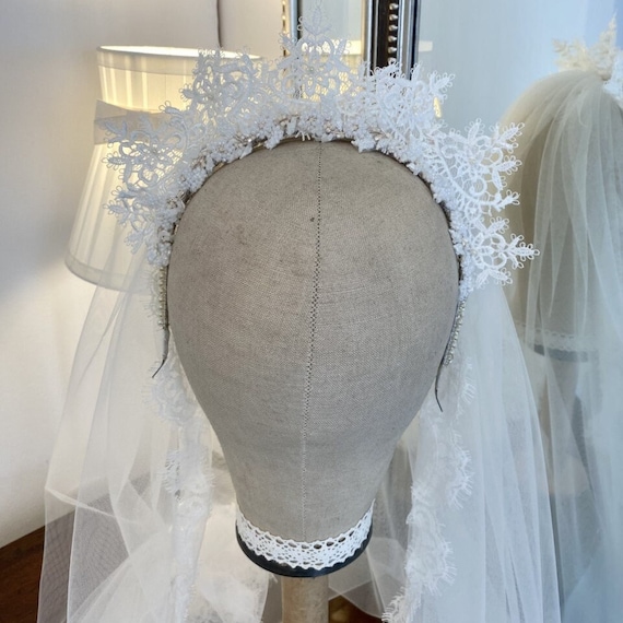 Boho Pearl Flower Crown for Wedding | Boho Floral Tiara with Pearls Floral Pearl Wedding Crown: Crystal Leaf Bridal Headpiece  main image 3