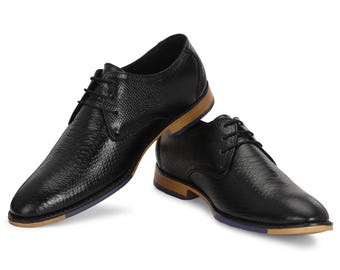 A_plus Handmade leather and shoe fully black shoe with tone color sole
