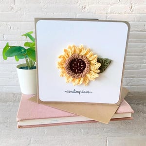 Spezielle gehäkelte Sonnenblume Grußkarte, Handgestickte einzigartige Karte, personalisierte Karte