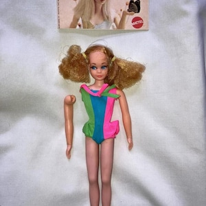 VTG Barbie Living Skipper Doll Sears Exclusive Japan OSS Swimsuit & Booklet TLC
