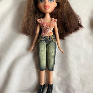 VTG Bratz Doll Dana Style It MGA With Outfit