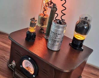 Walnut Wood Steampunk Style Radio Look Desk Lamp With 1940s Vacuum