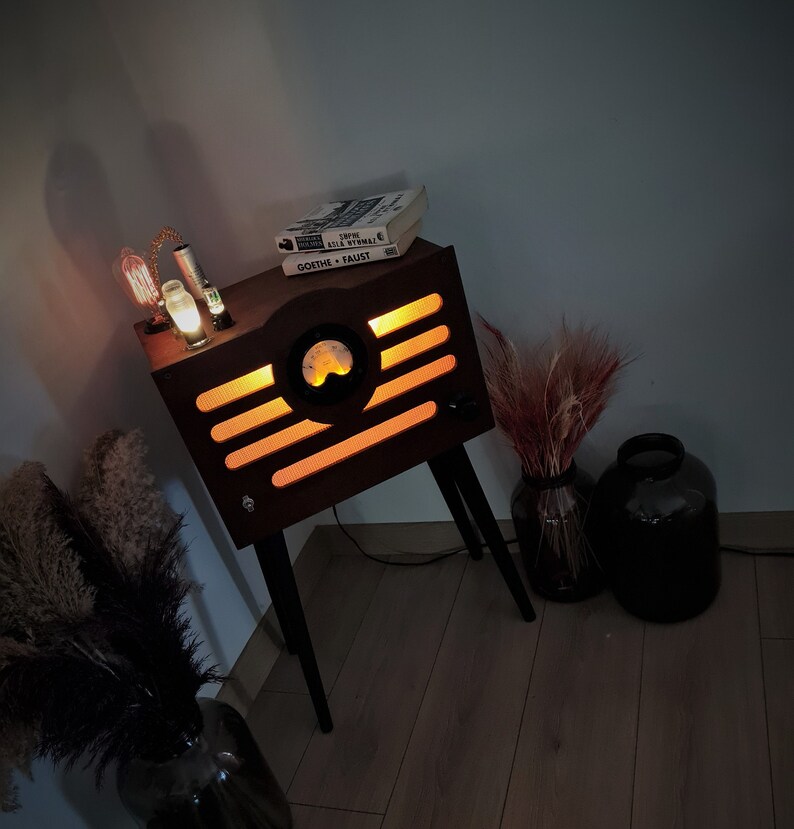 Vintage Wooden Vacuum Tube Radio Floor Lamp, Retro Radio Bedside Lamp