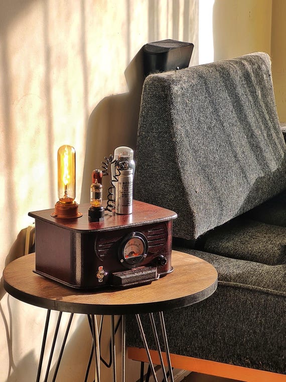 Walnut Wood Steampunk Style Radio Look Desk Lamp With 1940s Vacuum