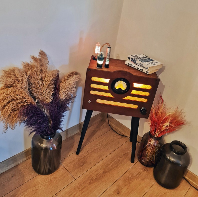 Vintage Wooden Vacuum Tube Radio Floor Lamp, Retro Radio Bedside Lamp