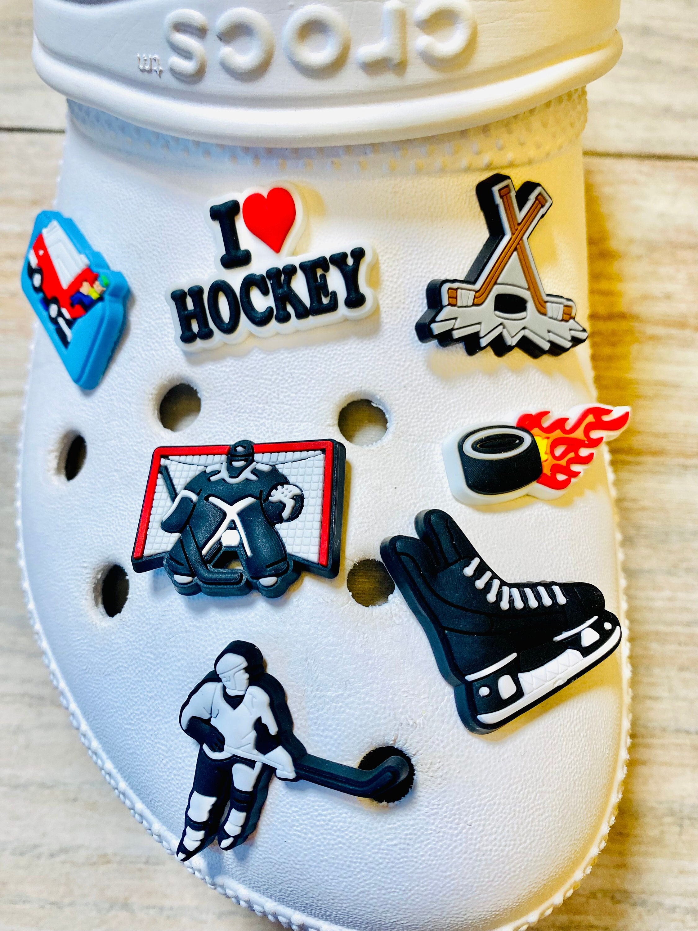 Crocs Los Angeles Kings Hockey Team Charm For Shoe Charms - 4