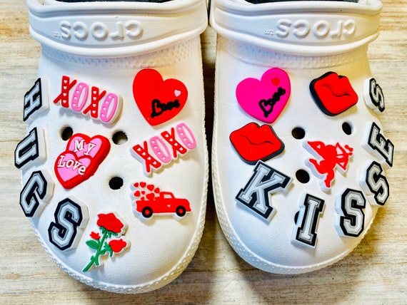 Heart Croc Charms, Valentines Charms, Shoe Croc Charms, Jibbitz, Shoe  Accessories, Shoe Clips 