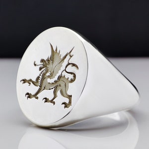 Family Crest Signet Rings, Family Name Sign Engraved Ring, Personalized Jewelry, Custom Signet Ring Men, Coat of Arms Ring, Christmas Gift