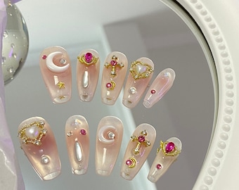 Sailor Moon Pink Press on Nails Stile giapponese / Qualità riutilizzabile Fatto a mano / Unghie anime