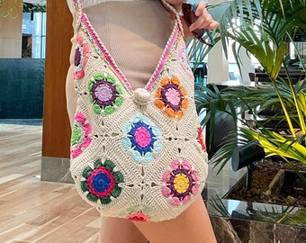 Colorful Granny Square Crochet Bag / Bag For Women / Boho Bag / Vintage Style / Retro Bag / Gift for Her / Shoulder Bag / Crochet Purse
