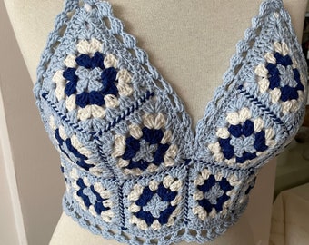 Canotta all'uncinetto bianca blu / Top corto lavorato a maglia fatto a mano / Evil Eye / Reggiseno floreale Boho / Top corto estivo naturale / Reggiseno fatto a mano