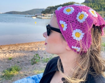 Daisy Crochet Hair Bandana / Purple Hair Kerchief / Retro Bandana / Crochet Hair Accessory / Flower Hair Scarf / Hair Wrap / Hippie Style