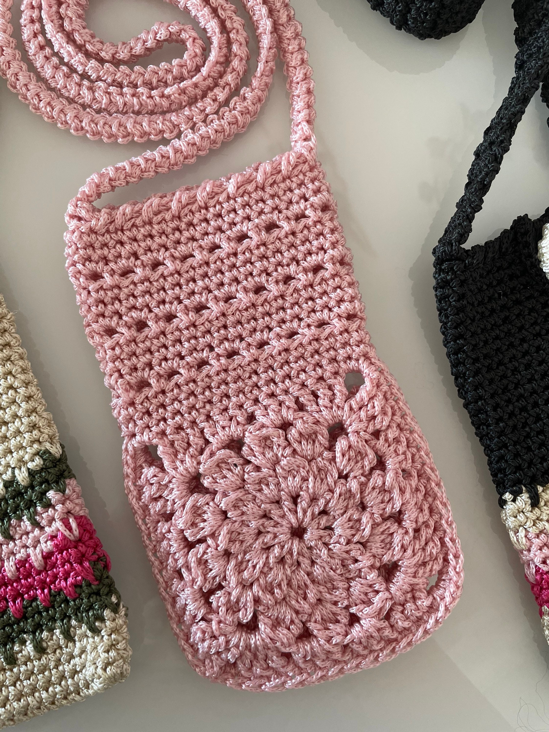 Crochet Phone Bag Pattern PDF Crochet Phone Pouch Handmade Phone Pouch  Phone Pouch With a Pocket I Christmas Gift - Etsy | Phone bag pattern, Crochet  pouch, Phone bag crochet