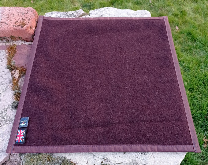 Wool & Waxed Canvas Sitting Mat Seat Pad Groundsheet 18x18 44x44cm