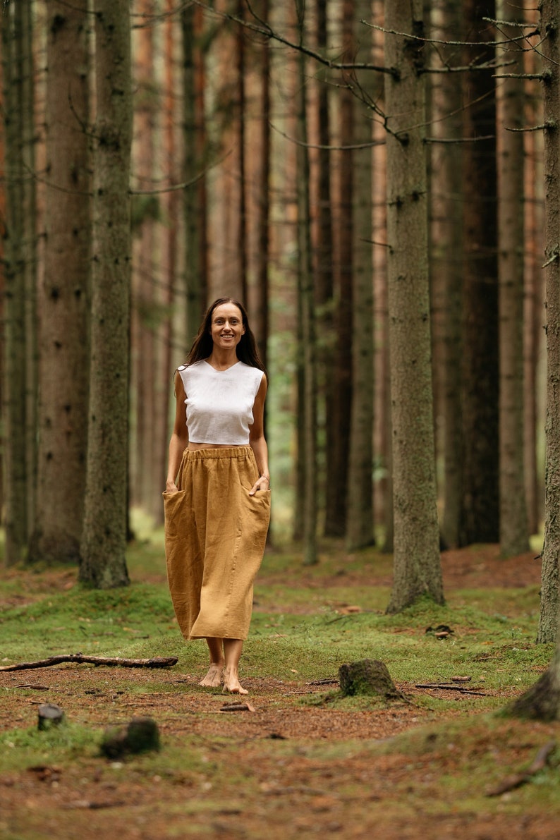 Linen skirt with deep pockets / Washed linen skirt / Linen skirt / Knee length linen skirt / High waist linen skirt / Midi linen skirt / image 3