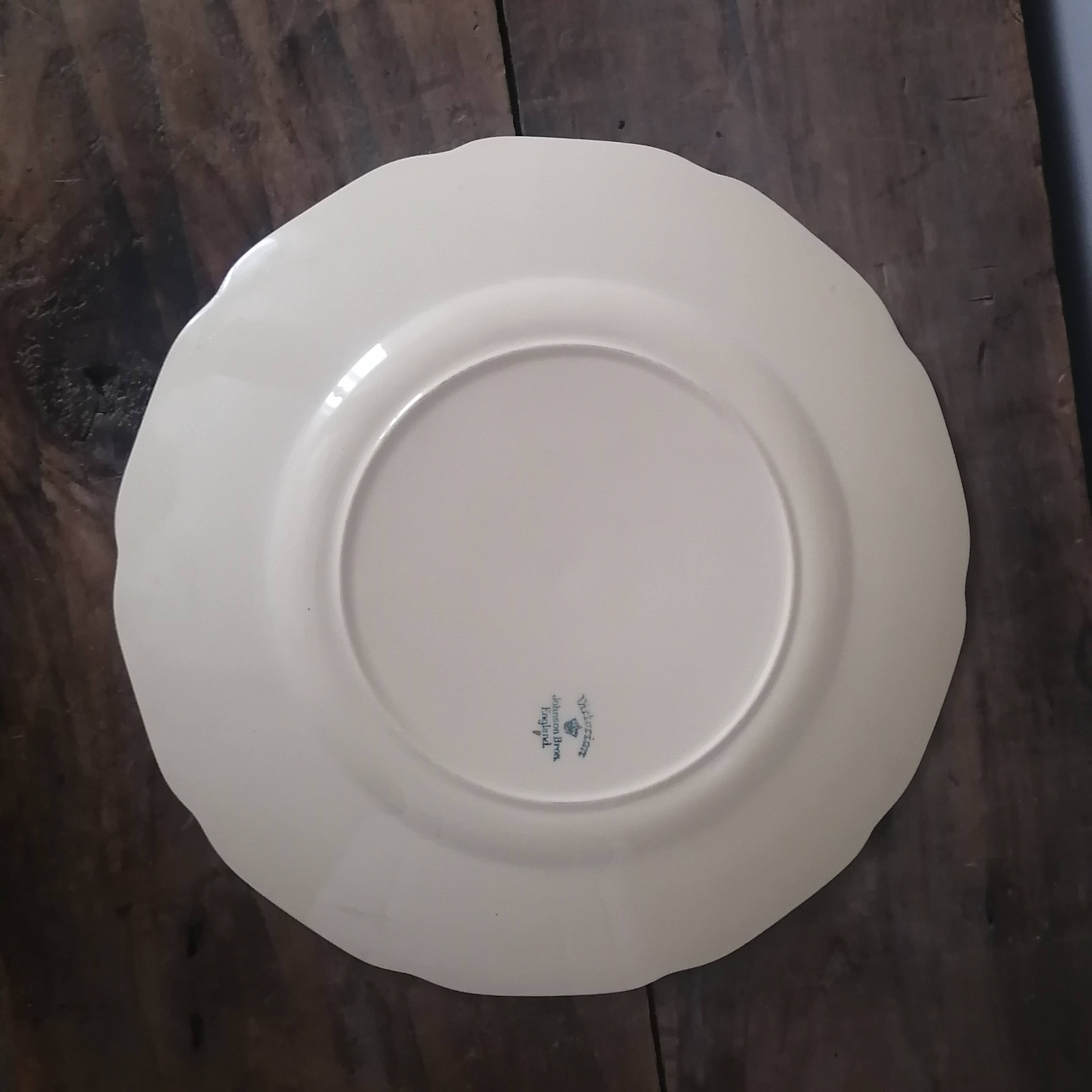 Vintage JOHNSON BROS, Victorian Pattern, Floral With Gold Filigree, Art