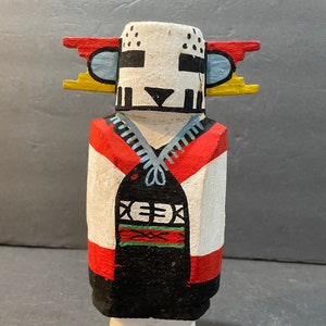 Handmade 7&quot; Hopi  Carved Snow Maiden Traditional Kachina Doll