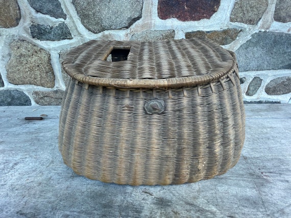 Antique Fishing Creel Wicker Vintage Trout Fly Fishing Equipment Finely  Woven Lodge Cabin Decor -  Canada