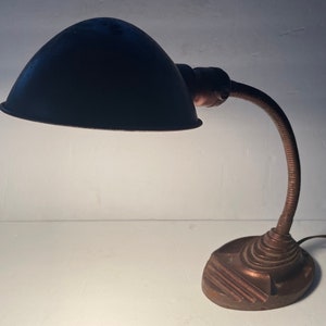 Verran Retro Tripod Spotlight Table Lamp | Light Atelier