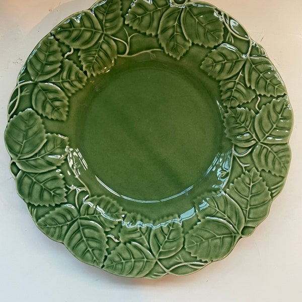 Vintage Majolica Green Leaf Ivy 9" Plates Pier 1 Made in Portugal Bordallo Pinheiro Style Salad Lunch Dessert