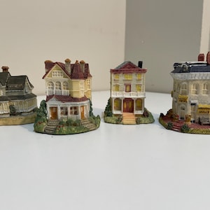 Set of 4 Liberty Falls Americana Collection Village Miniature Buildings Vtg 1993