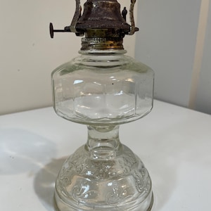Vtg Oil Lamp Clear Pressed Glass Pattern on Base 9 1/2” Tall Kerosene Light