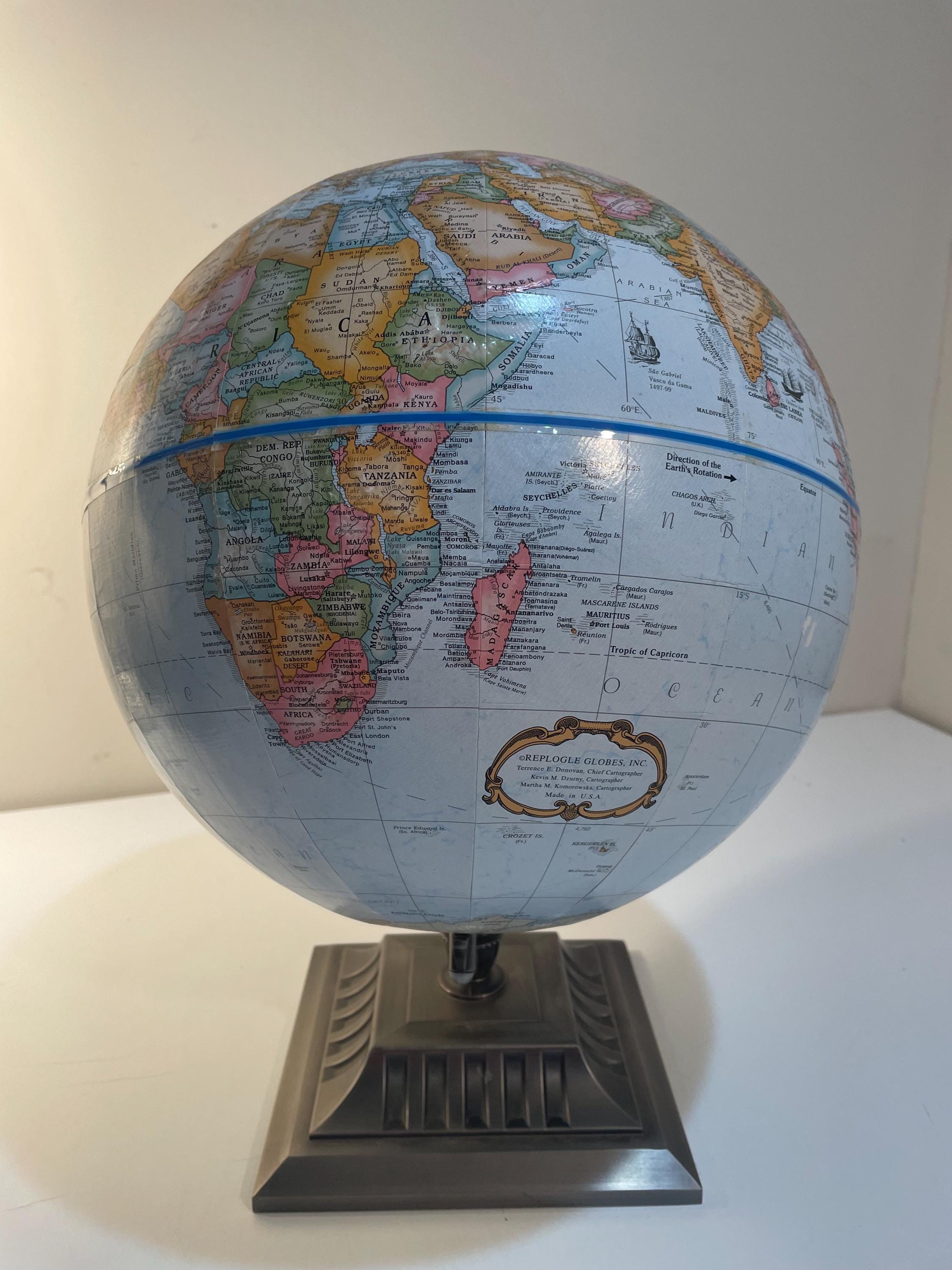 【中古】 Globe Trotting TallPaulPresents ,Various il_fullxfull.7031913743_mh7e.jpg