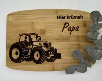 Frühstücksbrett, Traktor, Frühstücksbrettchen, Schneidebrett mit Gravur, Holzbrett, Bambus, Handgemacht, Geschenk, Lasergravur, Trecker