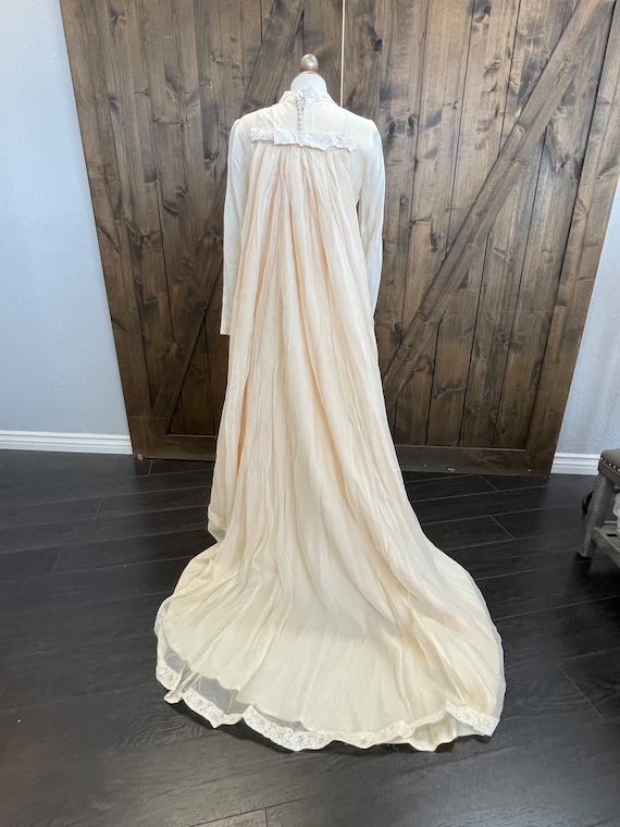 Bridgerton gown with cape - image 5