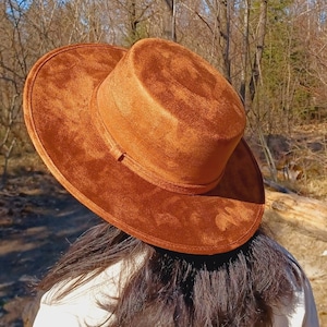 Boater hat with wide brim, boho hat
