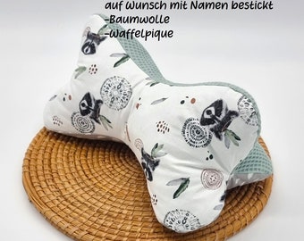 Reading bone with the name "Raccoon" made of cotton, waffle pique and teddy fabric, neck pillow, bookend, decorative pillow, relaxation pillow, antique mint
