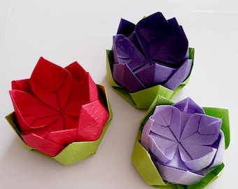 Origami lotusbloem: handgemaakt papieren woondecoratie