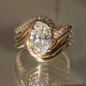 3 CT Oval Cut Verlobungsring Set Versprechen Moissanite Solitaire Ring Set mit Art Deco Passendem 14K Massivgold Hochzeit Trio Band für Frauen