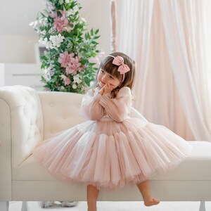 Robe enfant en tulle rose poudré pour demoiselles d'honneur, anniversaires, fêtes image 3