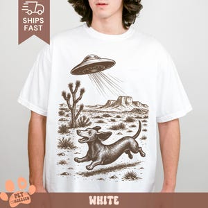 Wiener Hund und UFO Hilarious Comfort Colors T-Shirt, Wurst Hund Meme, lustiges Geschenk für Dackel Mutter, Dackel Vater, Doxie Unisex Shirt