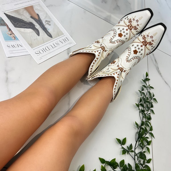 Cowboy western cream ankle boots